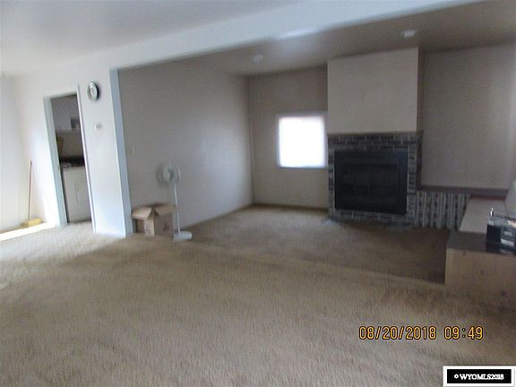 2nd image of 1906 Coral St