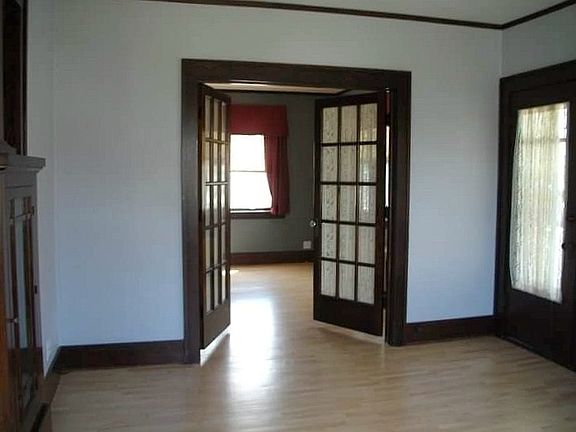 3rd image of 1208 W A St