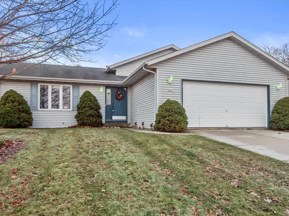 833 Mallinger DRIVE, Port Washington, WI 53074