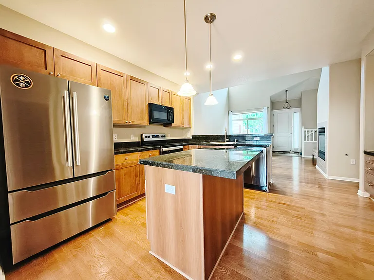 8555 Gold Peak Dr #F — Photo 15