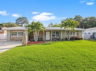 8684 Kumquat Ave, Seminole, FL 33777