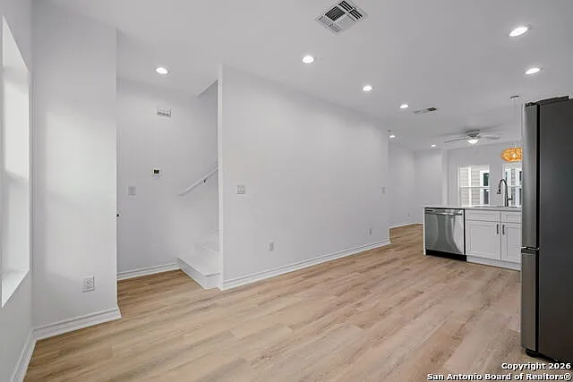 1510 S Walters #102 — Photo 7