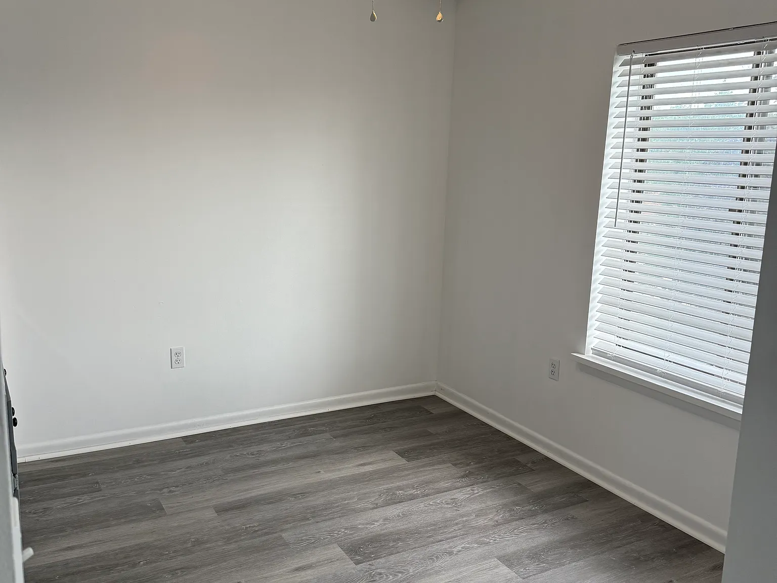 2 bed, 1095 sqft, $1,295 — Photo 3