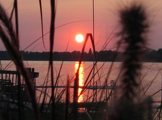 93 North Dr, Rochester, NY 14612