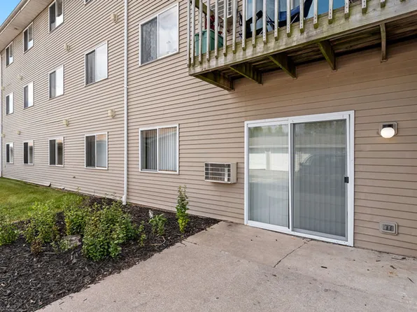 Fox Valley Meadows Apartments, 300 Schindler Pl #304-212, Menasha, WI 54952