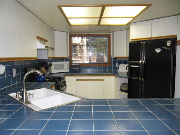 15462 Donner Pass Rd #B, Truckee, CA 96161