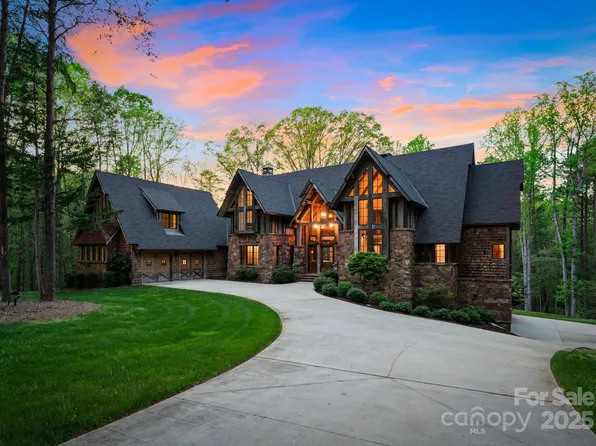 10723 Green Heron Ct, Charlotte, NC 28278