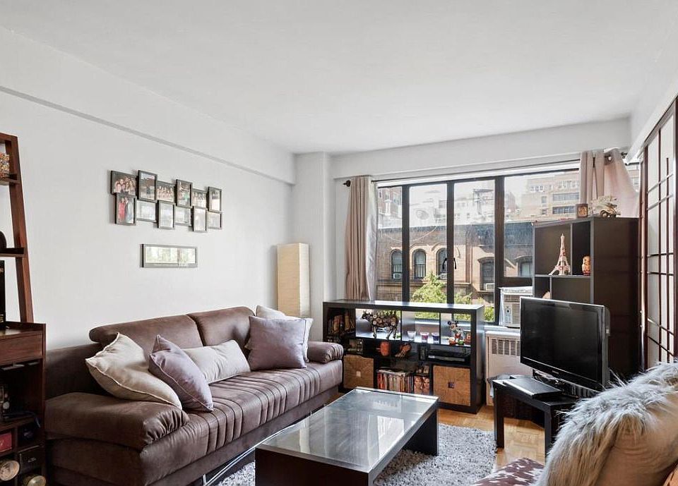 1st image of 117 E 37th St APT 6C