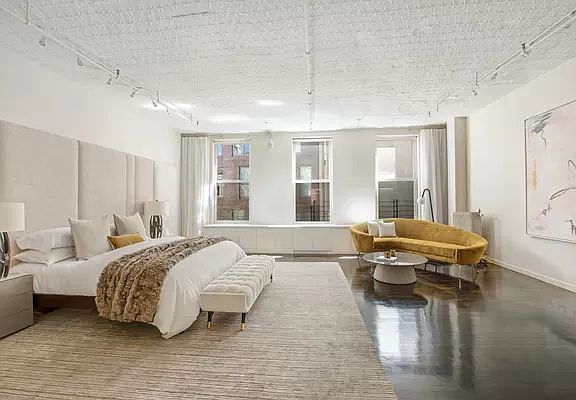3rd image of 45 Crosby St APT 6S