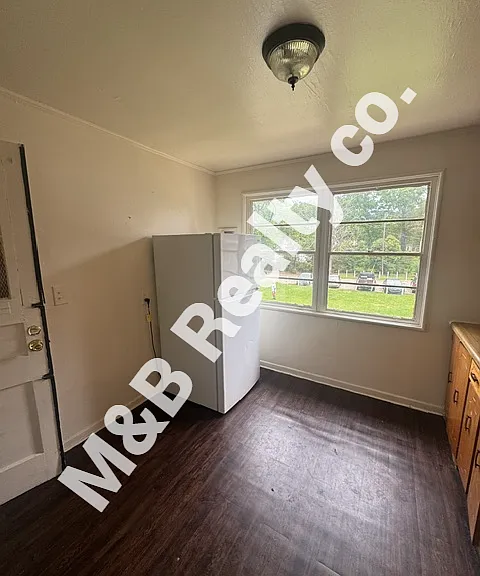 2907 Emogene St #F — Photo 2