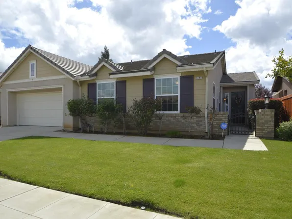 7445 E Redlands Ave, Fresno, CA 93737