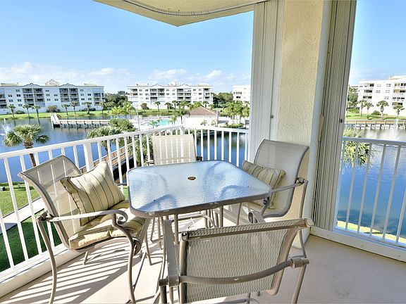 4th image of 8871 Lake Dr APT 401