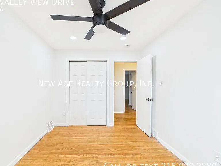 2033 Valley View Dr — Photo 12