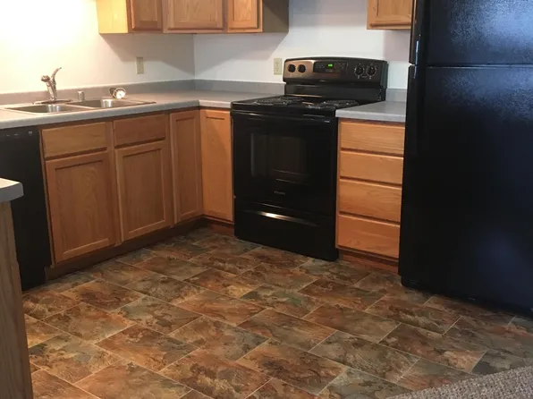 634 W Racine St, Jefferson, WI 53549