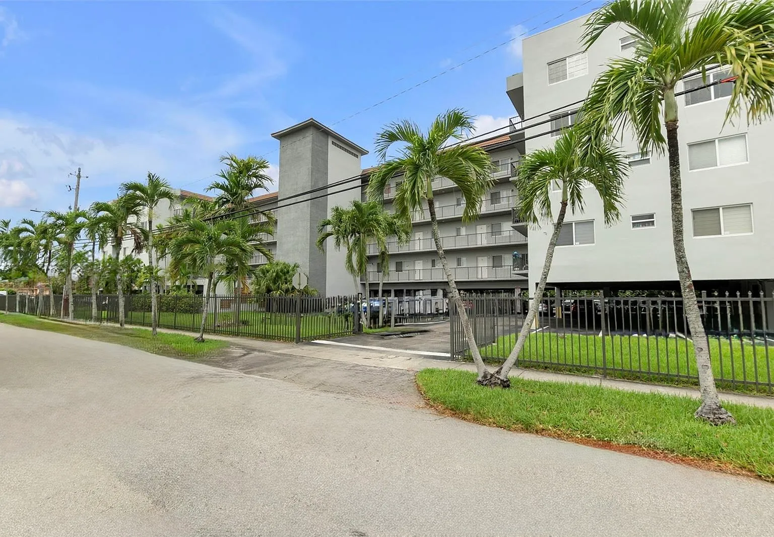 1 bed, 726 sqft, $1,850 — Photo 2