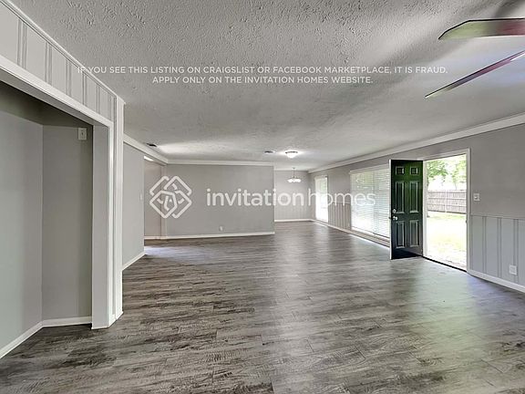 4th image of 3820 Norton Dr