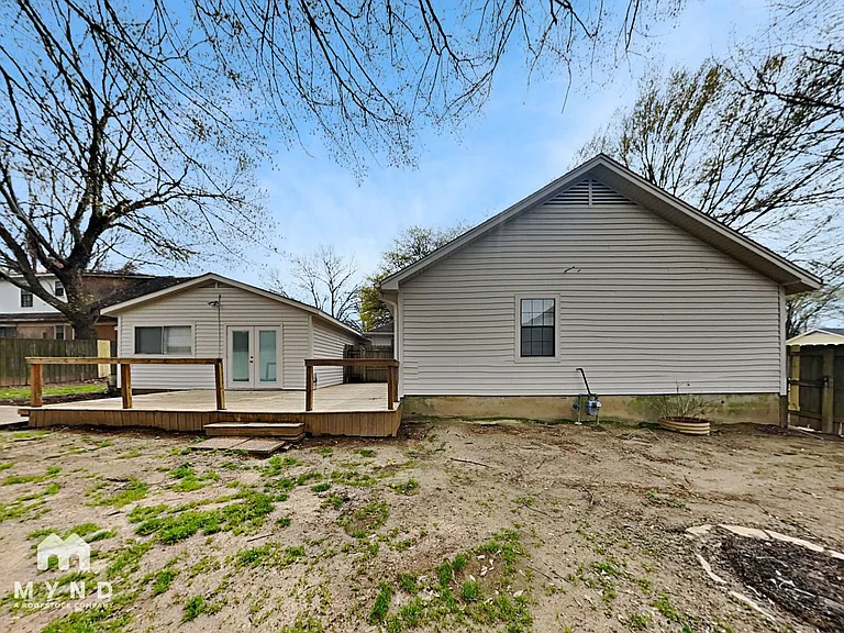 464 Windridge Point — Photo 22