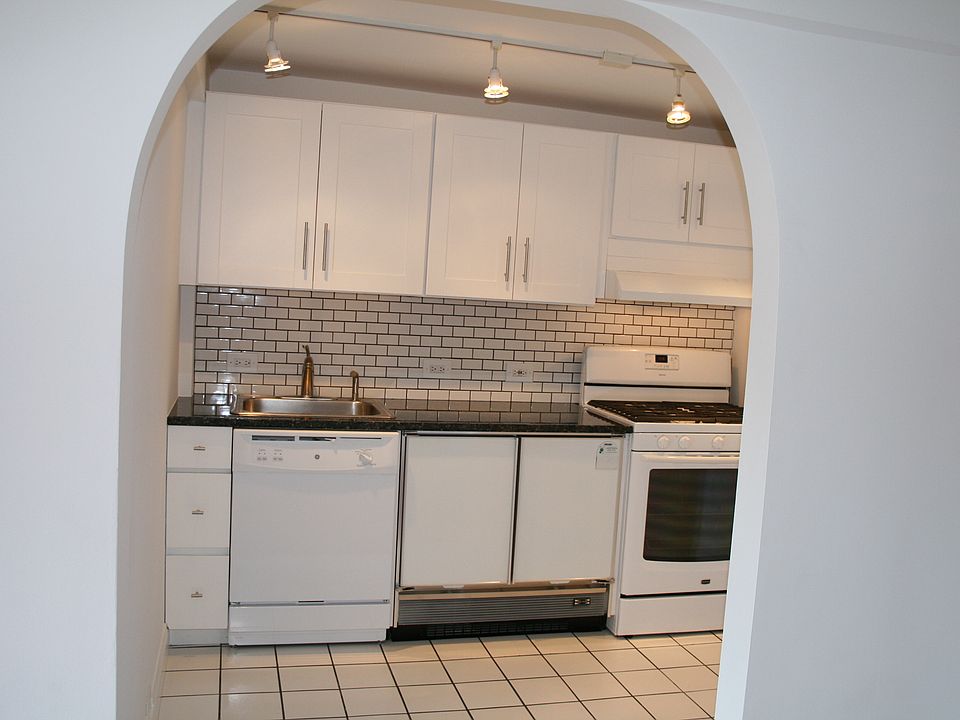 1st image of 117 E 37th St APT 8B