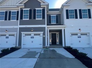 4949 Apricot Way, Chesapeake, VA 23321