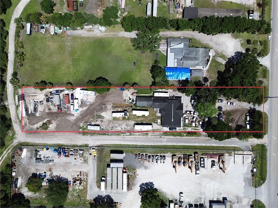 1st image of 603 S 33rd St