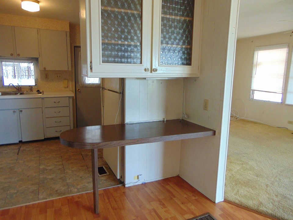 1st image of 56 Hyacinth St