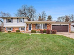 4460 Saint Martins Dr, Flint, MI 48507