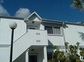 1st image of 214 Beach Park Ln