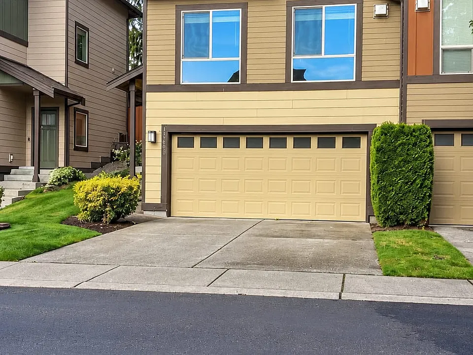 16500 1st Dr SE