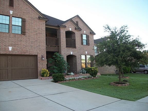2nd image of 10305 Grizzly Oak Dr