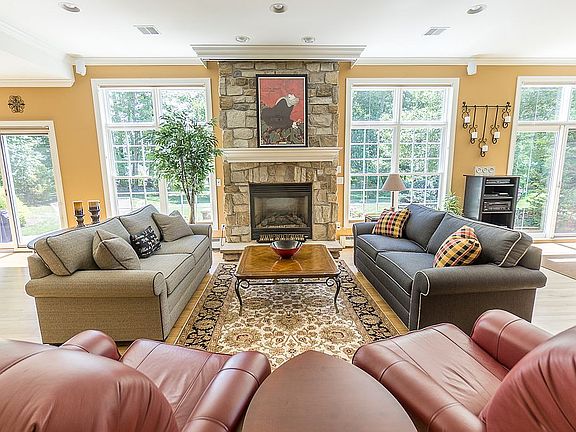 Family Rm w/ Gas Stone Fplce