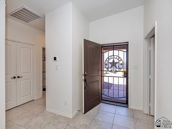 3rd image of 11582 E 33rd Ln