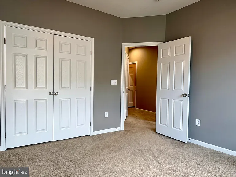 2328 Forest Ridge Ter #6 — Photo 31