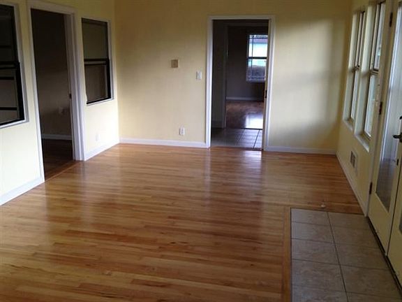 3rd image of 1754 Wildwood Ln