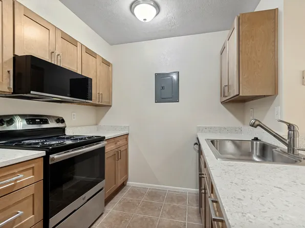 1222 E Waterside Cv, Cottonwood Heights, UT