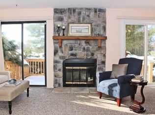10 Holly Ct, Flemington, NJ 08822