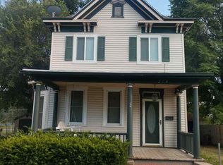 214 E 1st St, Abilene, KS 67410