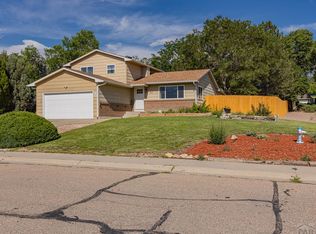 23 Bitterweed Ct, Pueblo, CO 81001