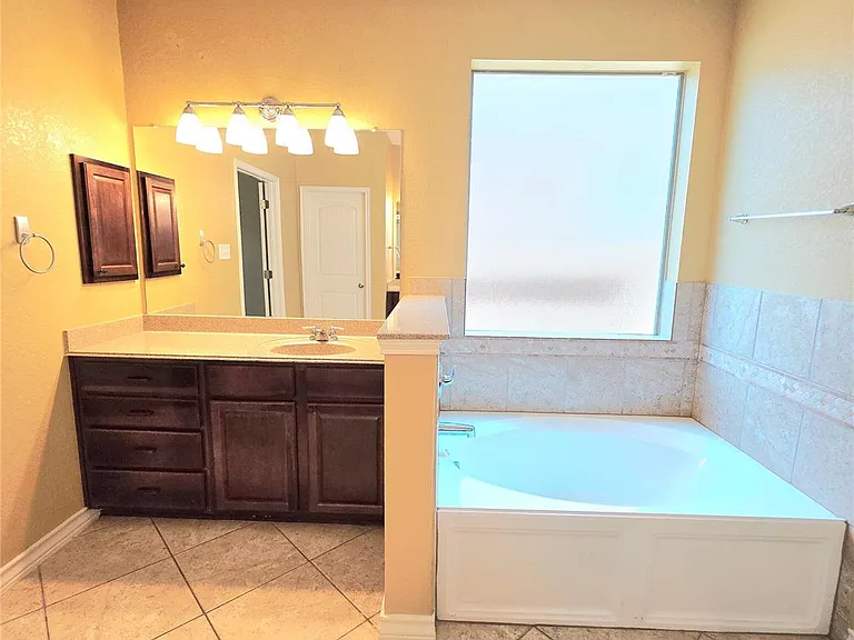 228 Dove Hl — Photo 10