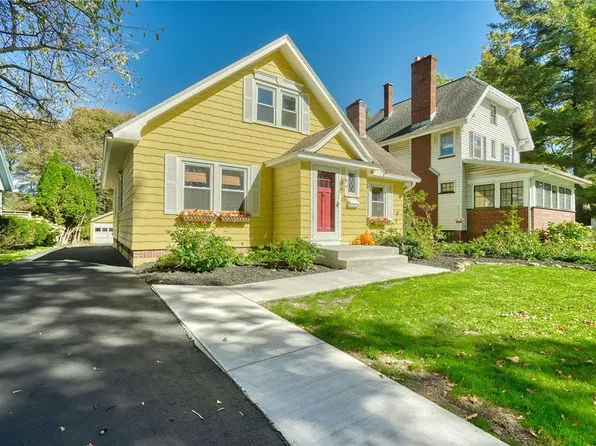116 Greenaway Rd, Rochester, NY 14610