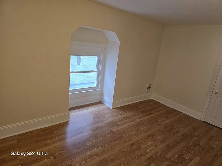 401 S River St #2 — Photo 15