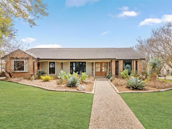 10831 Holly Springs Dr, Houston, TX 77042