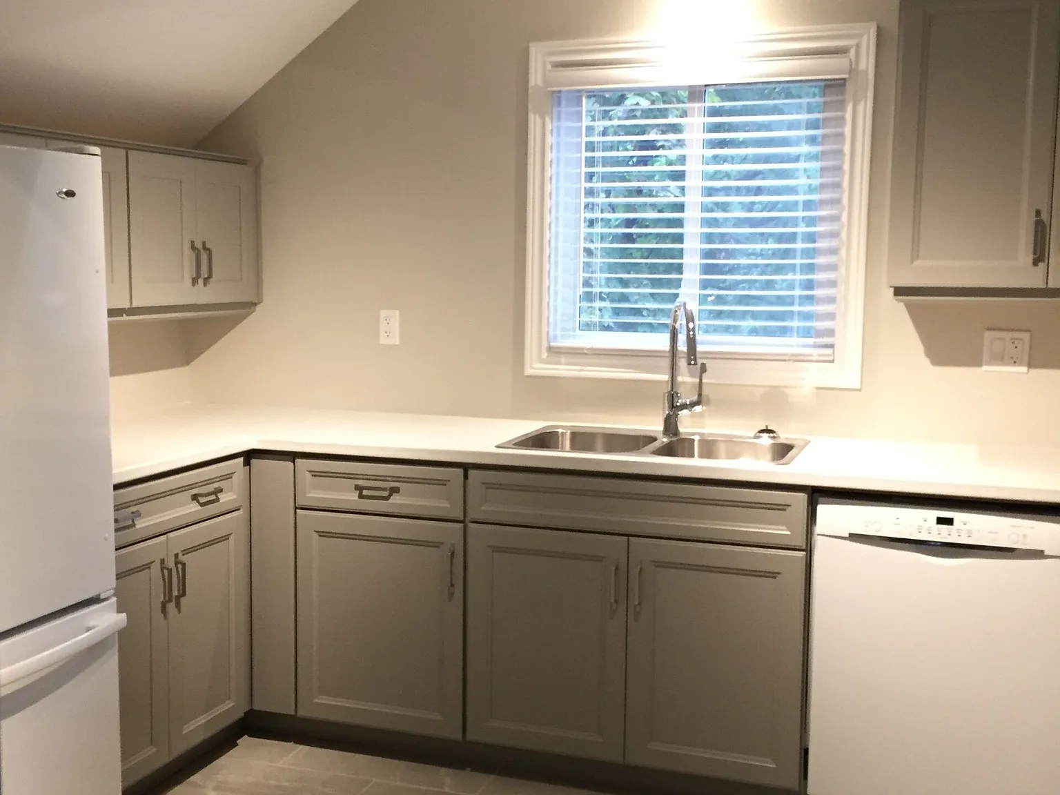 2 bed, $1,550 — Photo 2