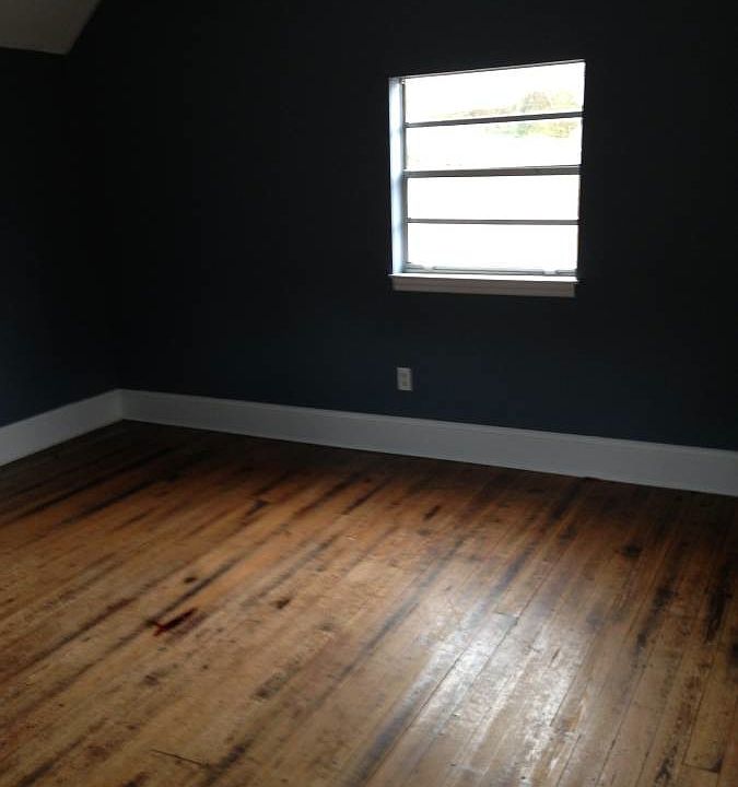 2nd image of 903 Liberty St APT B