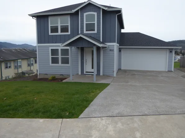 1852 NE Sunset St, Roseburg, OR 97470