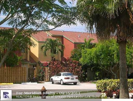 1st image of 255 City View Dr #255