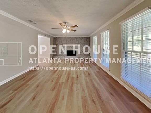 3rd image of 5054 Arbor Ln SW