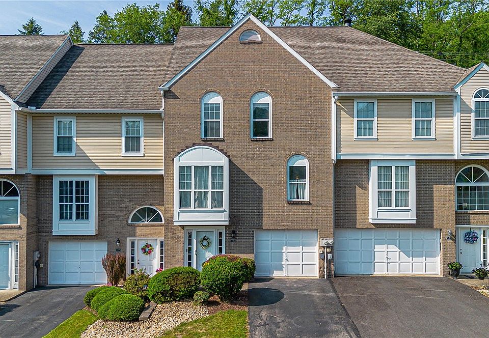1st image of 537 Lakewood Dr