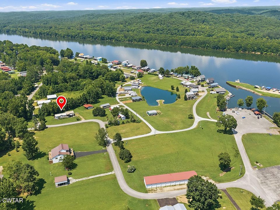 1st image of 869 Riverview Dr