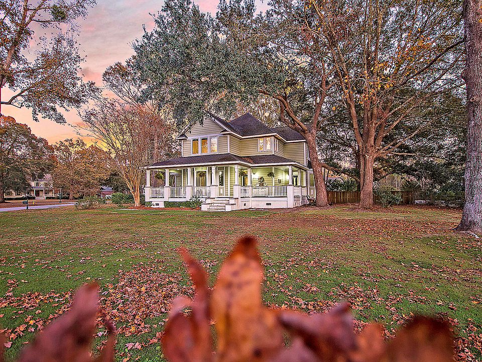 1st image of 3893 Plantation Lakes Dr