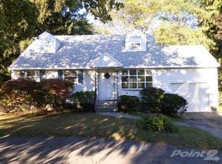 591 Shaker Rd, Loudonville, NY 12211